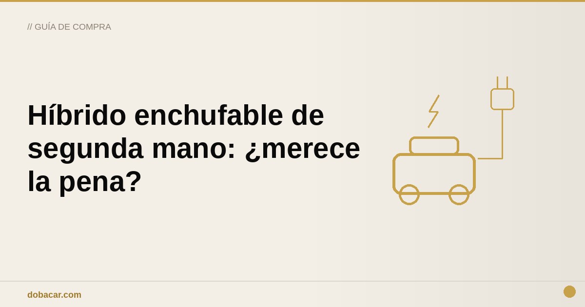 Coche híbrido enchufable cargando en un punto de recarga